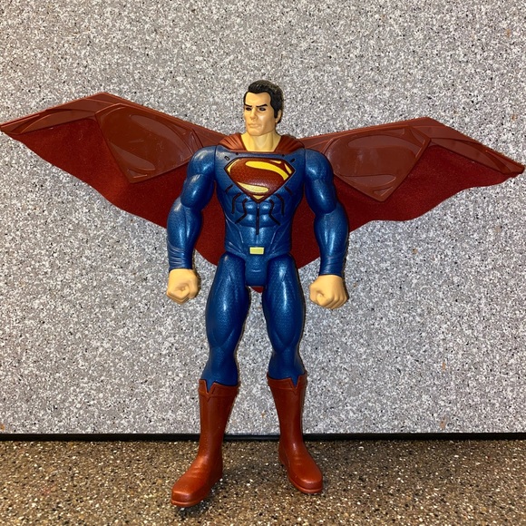 DC Comics Heat Vision Superman Action Figure - Picture 3 of 11